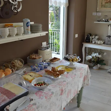 La Fiaba Bed & Breakfast Sirmione
