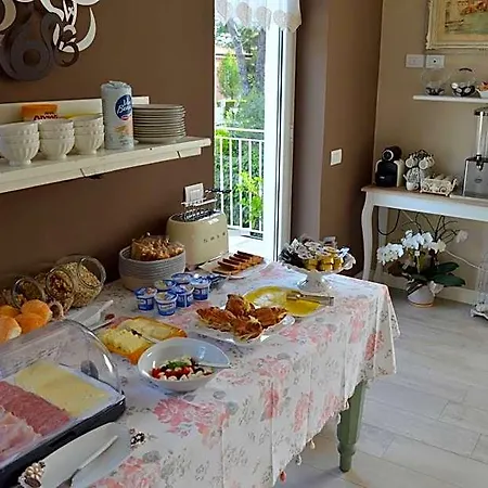 فندق مبيت وإفطار La Fiaba 4*