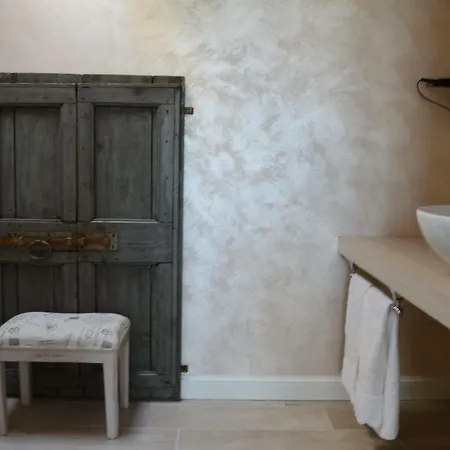 Frühstückspension La Fiaba 4*