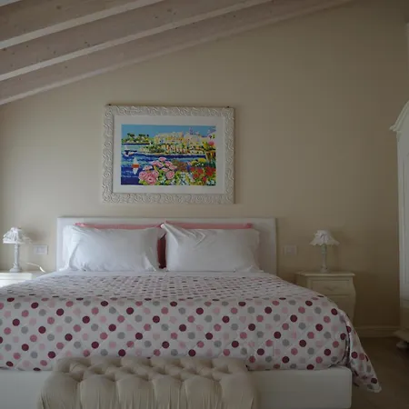 La Fiaba Bed and breakfast Sirmione