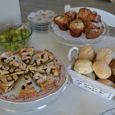 Alojamento de Acomodação e Pequeno-almoço La Fiaba Sirmione