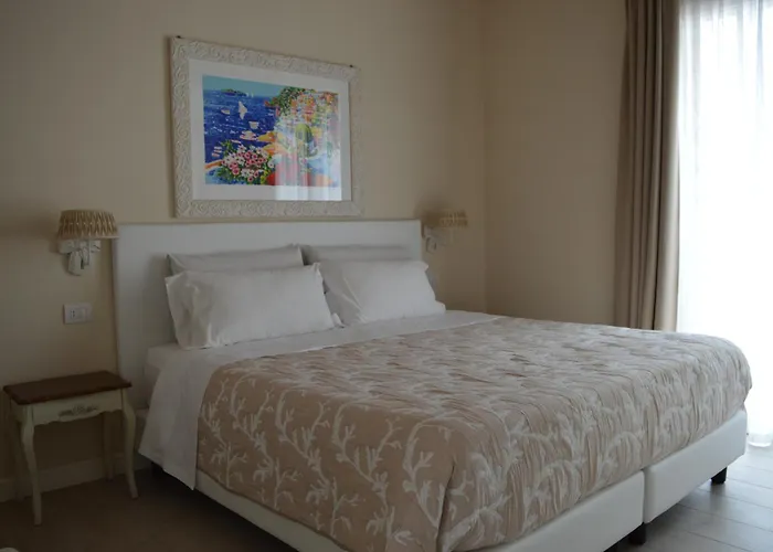 La Fiaba Frühstückspension 4*